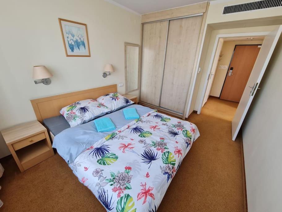 10Q - Z6 Apartament 801 Warszawa Eksteriør billede